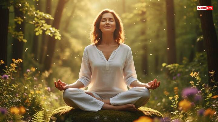 बाबा नीम करोली के अनुसार, जब बुरा समय खत्म होने वाला होता है, तो मन बिना कारण प्रसन्न रहने लगता है. नकारात्मक विचार धीरे-धीरे कम हो जाते हैं और व्यक्ति हर स्थिति में उम्मीद देखने लगता है. यह संकेत है कि आपके अच्छे दिन आने वाले हैं.