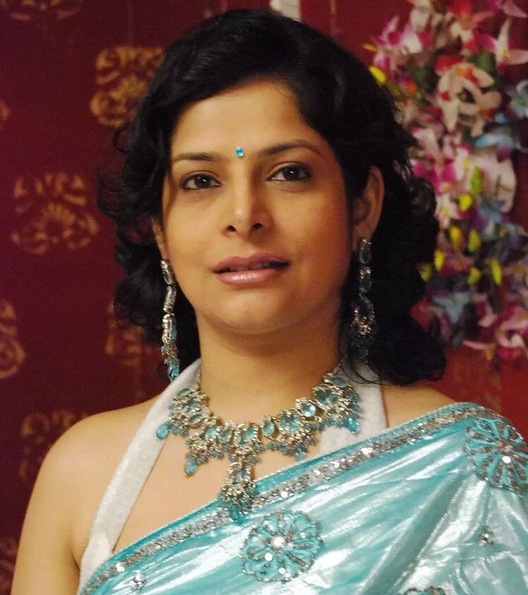 Nupur Alankar was born on 25 November in Jaipur.