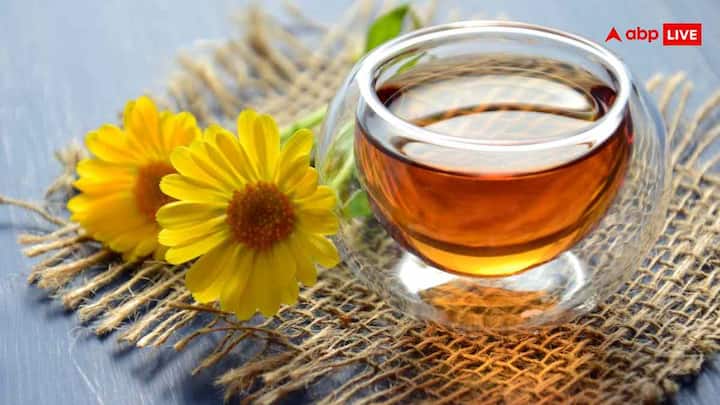 जब हवा में जहरीले कण ज्यादा होते हैं तो शरीर में टॉक्सिन्स जमा होने लगते हैं. इनसे छुटकारा पाने के लिए हाइड्रेट रहना बहुत जरूरी है. दिनभर में ज्यादा से ज्यादा पानी, नारियल पानी, नींबू पानी, ग्रीन टी या तुलसी-अदरक वाली हर्बल टी पिएं. इससे शरीर से गंदे तत्व निकल जाते हैं और फेफड़े साफ रहते हैं.