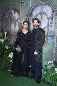 वेदांत बिड़ला का वेडिंग रिसेप्शन: निया शर्मा-उर्वशी रौतेला-भूमि पेडनेकर ने बिखेरा फैशन का जलवा, एक-एक लुक से लगाई आग