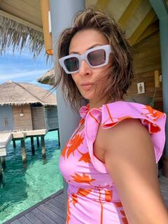 मोनोकिनी में उर्वशी ढोलकिया का सिजलिंग अवतार, तस्वीरों से हटाए नहीं हटेंगी नजरें