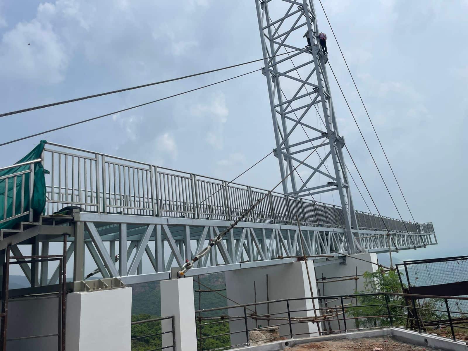 Vizag Glass Bridge: వైజాగ్ గ్లాస్ బ్రిడ్జ్ ఓపెనింగ్ ఇంకెప్పుడు ? నిర్మాణం పూర్తయినా ఎదురుచూపులు ఎందుకు?