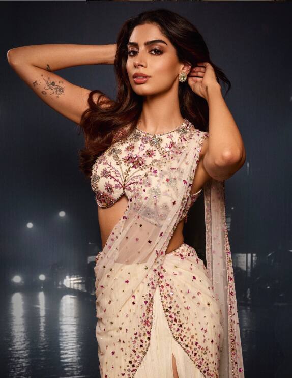 बता दें कि खुशी कपूर ने फिल्म ‘द आर्चीज’ से एक्टिंग में कदम रखा. इसके अलावा खुशी ने लवयापा और नादानियां में भी काम किया है