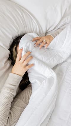 ਰਾਤ ਨੂੰ ਜੁਰਾਬਾਂ ਪਾ ਕੇ ਸੌਣ ਨਾਲ ਕੀ ਹੁੰਦਾ?