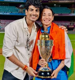 Smriti Mandhana Wedding Date: ਵਿਸ਼ਵ ਚੈਂਪੀਅਨ ਬਣਨ ਤੋਂ ਬਾਅਦ ਸਮ੍ਰਿਤੀ ਮੰਧਾਨਾ ਦਾ ਕਦੋਂ ਹੋਵੇਗਾ ਵਿਆਹ? ਜਾਣੋ ਪਲਾਸ਼ ਮੁੱਛਲ ਨਾਲ ਕਿਵੇਂ ਸ਼ੁਰੂ ਹੋਈ ਲਵ ਸਟੋਰੀ?