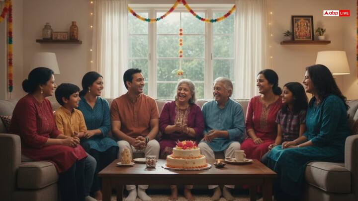 परिवार राशिफल(Family): परिवार में सुखद वातावरण रहेगा. घर के सदस्यों के बीच प्रेम और सामंजस्य बढ़ेगा.किसी शुभ कार्य या उत्सव की योजना बन सकती है. बुजुर्गों का आशीर्वाद और बच्चों की उपलब्धि से मन प्रसन्न रहेगा.