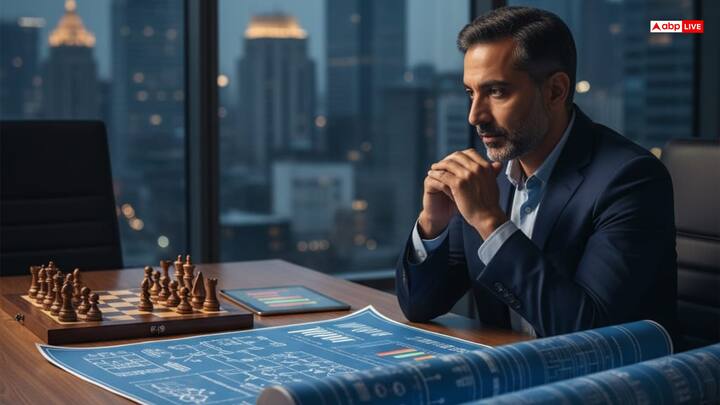 बिजनेस राशिफल (Business): व्यवसाय में नई योजनाएं सामने आ सकती हैं, लेकिन उन्हें लागू करने से पहले पूरी जांच करें. प्रतिस्पर्धा बढ़ सकती है, पर आपकी समझदारी और अनुभव से परिस्थितियाँ अनुकूल रहेंगी. साझेदारी में स्पष्टता बनाए रखना लाभदायक रहेगा.