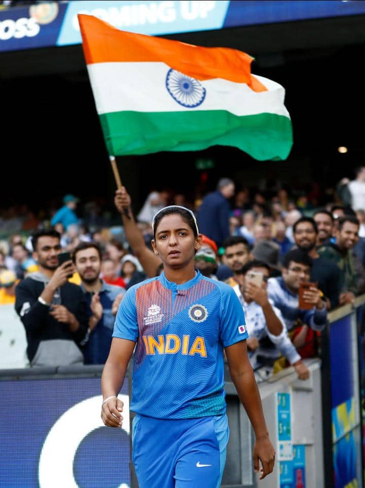 हरमनप्रीत कौर ने अपने कई इंटरव्यू और सार्वजनिक बयानों में यह साफ किया है कि फिलहाल उनका पूरा ध्यान अपने क्रिकेट करियर पर है.