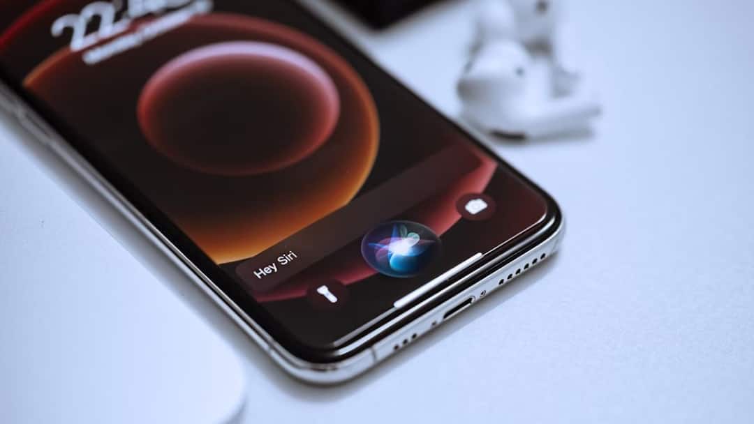 iOS 26.4 Could Bring A Smarter Siri: Secret Thanks To Google’s Gemini AI