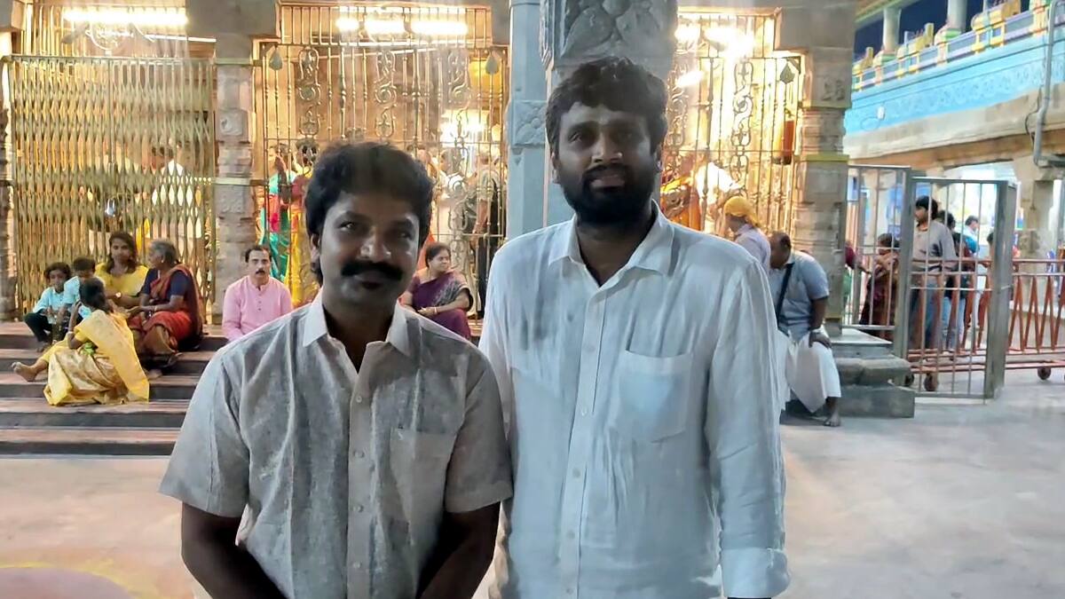 ஜனநாயகம் இயக்குனர் வினோத் பழனி முருகன் கோவிலில் தரிசனம்! விஜய் படம் ரிலீசுக்கு முன் முக்கிய முடிவு?