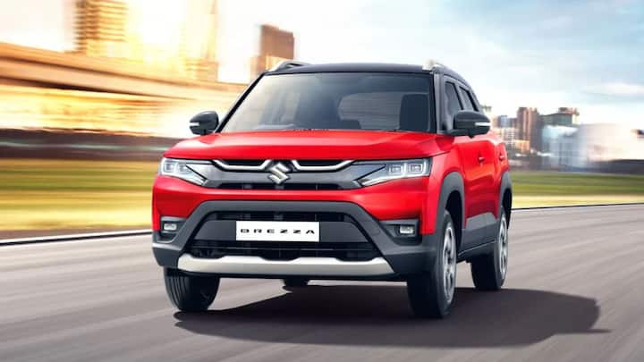 टाटा नेक्सॉन दोन इंजिन पर्यायांसह येते. दोन्ही इंजिन 6-स्पीड मॅन्युअल, एएमटी आणि डीसीटी गिअरबॉक्ससह उपलब्ध आहेत. नेक्सॉनचे टर्बोचार्ज केलेले इंजिन ओव्हरटेकिंग आणि हायवे ड्रायव्हिंग दरम्यान चांगला ड्रायव्हिंग अनुभव देते.