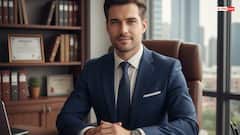 Vrishchik Masik Rashifal November 2025: वृश्चिक राशि मुश्किलें रहेंगी पर धैर्य से मिलेगा मनचाहा परिणाम