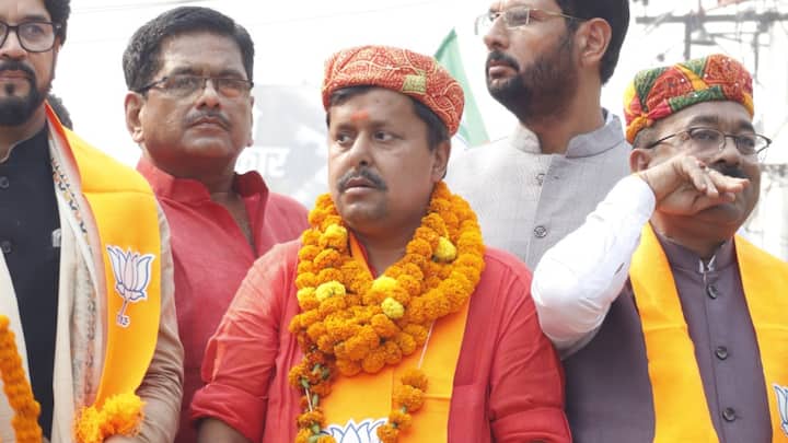 पटना की बांकीपुर की प्रतिष्ठित सीट से बीजेपी के नितिन नवीन लगातार जीत रहे हैं. इस बार आरजेडी की रेखा गुप्ता उन्हें टक्कर दे रही हैं.