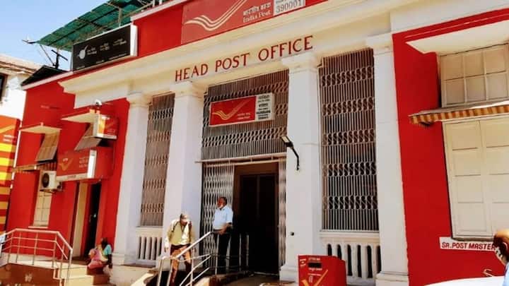 कुछ परिस्थितियों में, जैसे किसी एक खाते के खाताधारक की मृत्यु, या संयुक्त खाते के एक या सभी खाताधारकों की मृत्यु, केवीपी खाते को परिपक्वता से पहले ही बंद किया जा सकता है। इसके अतिरिक्त, जब बंधक खाते को किसी राजपत्रित अधिकारी द्वारा जब्त कर लिया जाता है और न्यायालय के आदेश द्वारा ऐसा करने का निर्देश दिया जाता है, तो भी खाते को समय से पहले बंद किया जा सकता है।