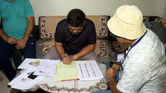 SIR : বুঝতেই পারছেন না কীভাবে ভরবেন এনুমারেশন ফর্ম? ধাপে ধাপে শিখুন  ফর্ম ফিল-আপের খুঁটিনাটি