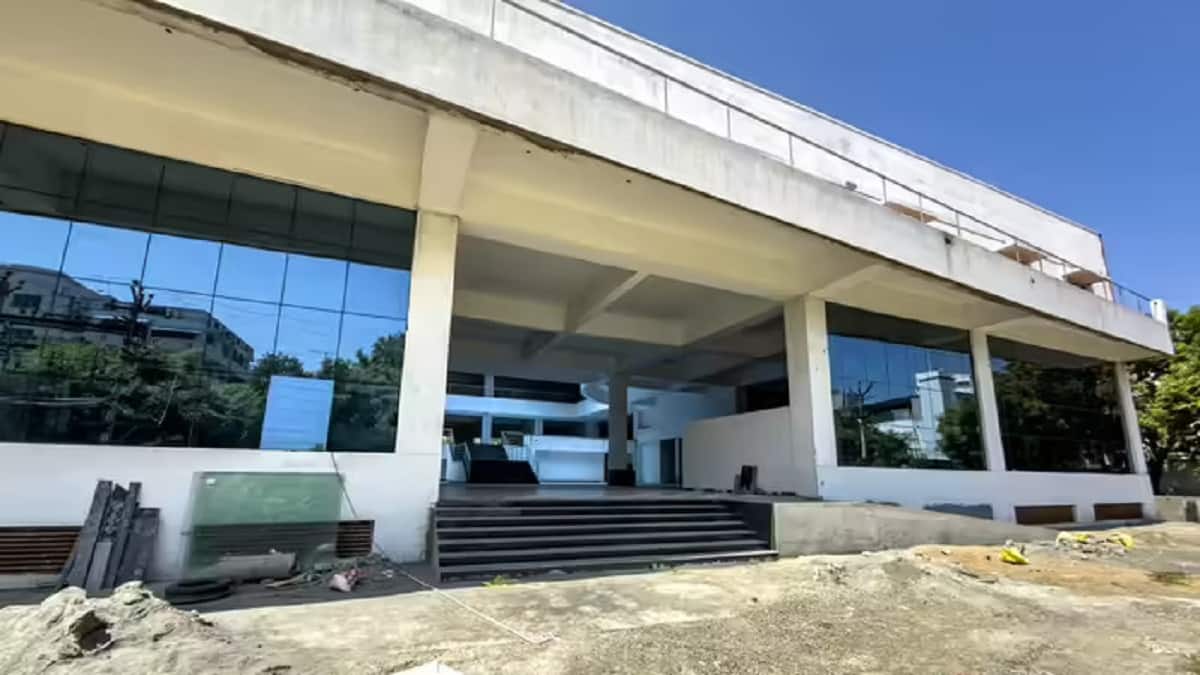 திருச்சி புத்தூரில் மாநகராட்சி கட்டும் வணிக வளாகப்பணிகள் இறுதிக்கட்டத்தை எட்டியது