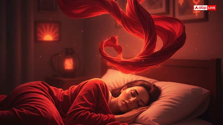 लाल रंग को ताकत और शक्ति का प्रतीक माना जाता है, इसलिए यह सपना आत्मविश्वास को मजबूत करने और शुभ कार्य करने का संकेत हो सकता है.