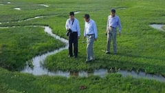 ये है दुनिया की सबसे संकरी नदी, जिसे एक छलांग में भी कर सकते हैं पार