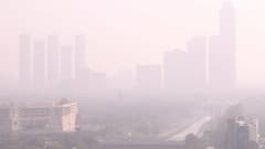 Delhi Wakes Up To Smog Blanket As AQI Dips To ‘Poor’; Noida, Ghaziabad In ‘Very Poor’ Zone