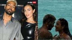 गर्लफ्रेंड माहिका संग बीच समंदर कोजी हुए हार्दिक पांड्या, तस्वीर ने इंटरनेट पर लगाई आग