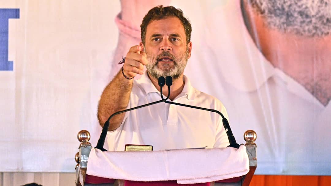 ‘Extremely Heartbreaking’: Rahul Gandhi, Mamata Banerjee, Oppn React To Delhi Blast