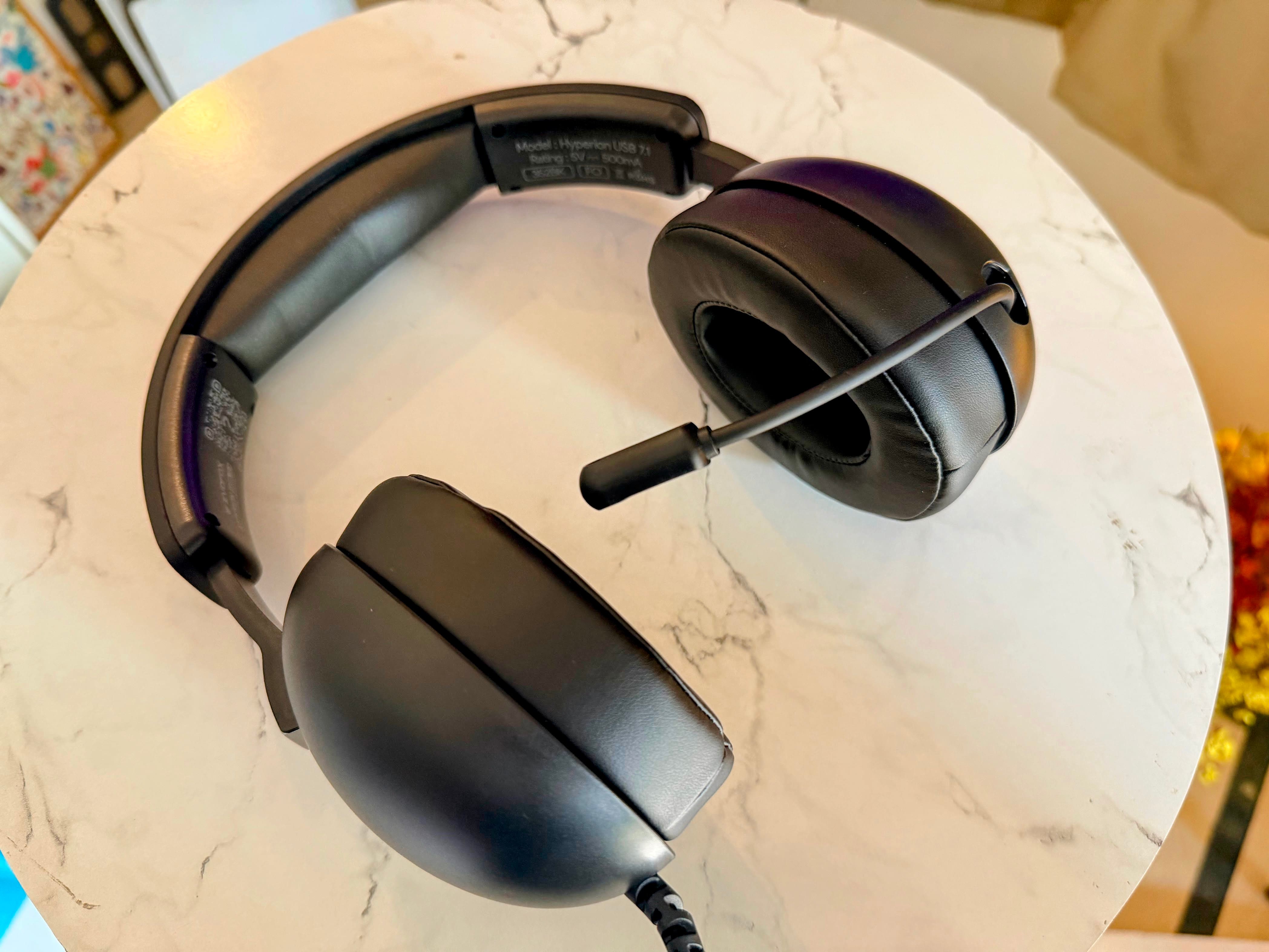 Gadgets Review | Amkette EvoFox Hyperion 7.1: The Budget Headset That Actually Respects Your Ears