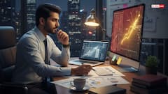 Meen Masik Rashifal November 2025: मीन राशि प्रेम और परिवार में सामंजस्य, कार्य में सफलता