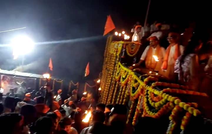 दरवर्षी प्रमाणे या वर्षी सुद्धा मावळा प्रतिष्ठानकडून हा दीपोत्सव साजरा करण्यात आला.