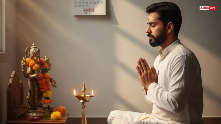 उपाय: प्रत्येक गुरुवार को भगवान विष्णु का पूजन करे . गुरुवार को वृद्धि ब्राह्मण को भोजन कराए नित्य हनुमान चालीसा का पाठ करे.