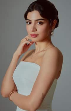 Khushi Kapoor's glamorous looks : खुशी कपूरचे जबरदस्त लुक्स प्रत्येक आउटफिटमध्ये ग्लॅमर आणि ग्रेसचा मिलाफ!