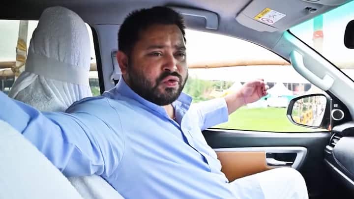 आरजेडी की पारंपरिक सीट राघोपुर से तेजस्वी यादव तीसरी बार चुनाव लड़ रहे हैं. उन्हें चुनौती एनडीए के सतीश यादव दे रहे हैं.