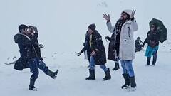 Jammu-Kashmir के ऊपरी इलाकों में ताजा बर्फबारी, मौसम विभाग की भविष्यवाणी हुई सही साबित