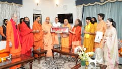 मुख्यमंत्री आवास में आध्यात्मिक संगम, संत समाज ने सीएम धामी को दिया आशीर्वाद, देखें तस्वीरें