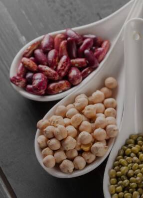 ਰਾਜਮਾਂਹ ਬਨਾਮ ਚਿੱਟੇ ਛੋਲੇ: ਸਿਹਤ ਲਈ ਕੌਣ ਹੈ ਬੈਸਟ ਚੋਣ? ਜਾਣੋ ਫਾਇਦੇ