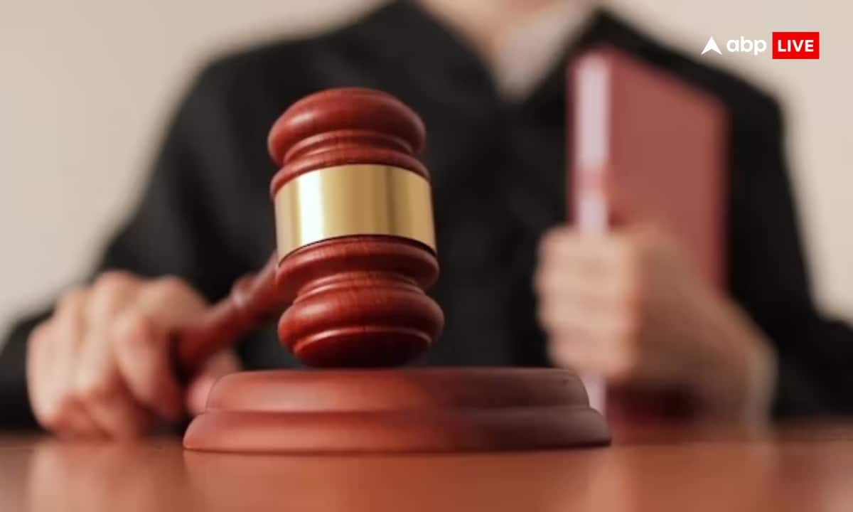 बच्ची को अश्लील वीडियो दिखाती थी मां, पिलाती थी बीयर, दोस्त से रेप कराया, 180 साल जेल की सजा