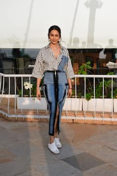 'दे दे प्यार दे 2' की स्टार कास्ट का कूल लुक, आर माधवन का स्टाइलिश अवतार वायरल