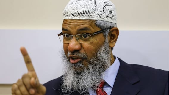 Bangladesh Bans Zakir Naik's Entry After India's Extradition Warning