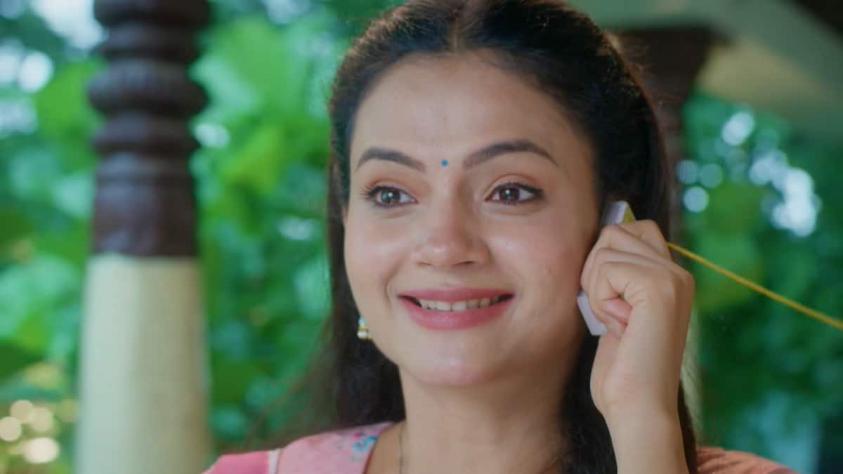 Chinni Serial Today November 5th: చిన్ని సీరియల్: దేవాని పూర్తిగా నమ్మేసిన మధు! దేవాకి తానే చిన్ని అని చెప్పేస్తుందా! 10 నిమిషాలు ఏం మాట్లాడుతుంది?