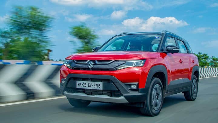 दोन्ही एसयूव्ही भारतीय बाजारपेठेत त्यांच्या विश्वासार्हता, कामगिरी आणि मायलेजसाठी ओळखल्या जातात. ऑफिस जाणाऱ्यांसाठी कोणती एसयूव्ही चांगली असेल ते जाणून घेऊया.