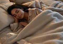 Women Sleep Needs : महिलांना अधिक झोपेची आवश्यकता का भासते? अभ्यासातून समोर आलं खरं कारण!