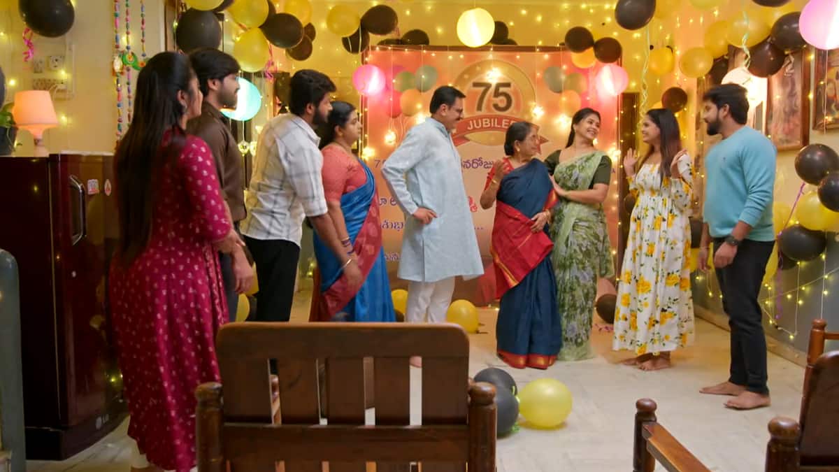 Gunde Ninda Gudi Gantalu November 7th Episode: సుశీలమ్మ బర్త్ డే సర్ప్రైజ్! నాలుగు జంటల్లో ఊహించని బహుమతి ఎవరికి? - గుండెనిండా గుడిగంటలు నవంబర్ 07 ఎపిసోడ్!