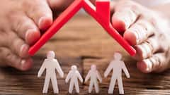 टर्म इंश्योरेंस खरीदते वक्त लोग करते हैं ये 5 गलतियां, आप न करें