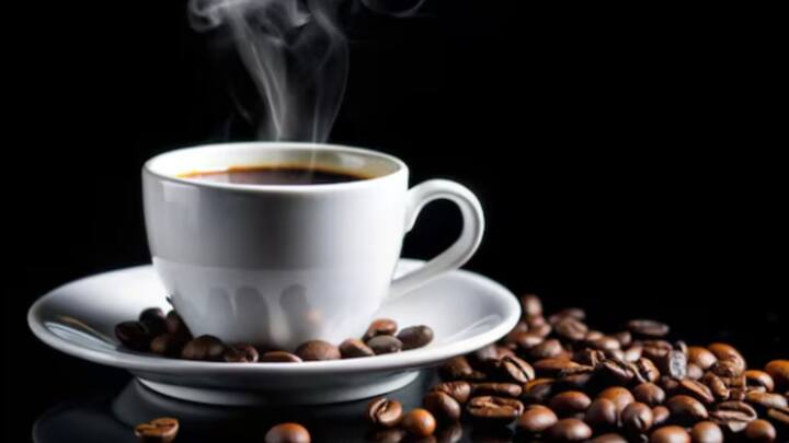 নিজে কফিপান বন্ধ করেছেন বহু বছর আগে। তবে কফিপান নিয়ে বিশেষ পরামর্শ দিলেন তিনি। ব্রায়ানের দাবি, কফিপানের ক্ষেত্রে কিছু বিষয় মাথায় রাখলে আয়ু বাড়বে।