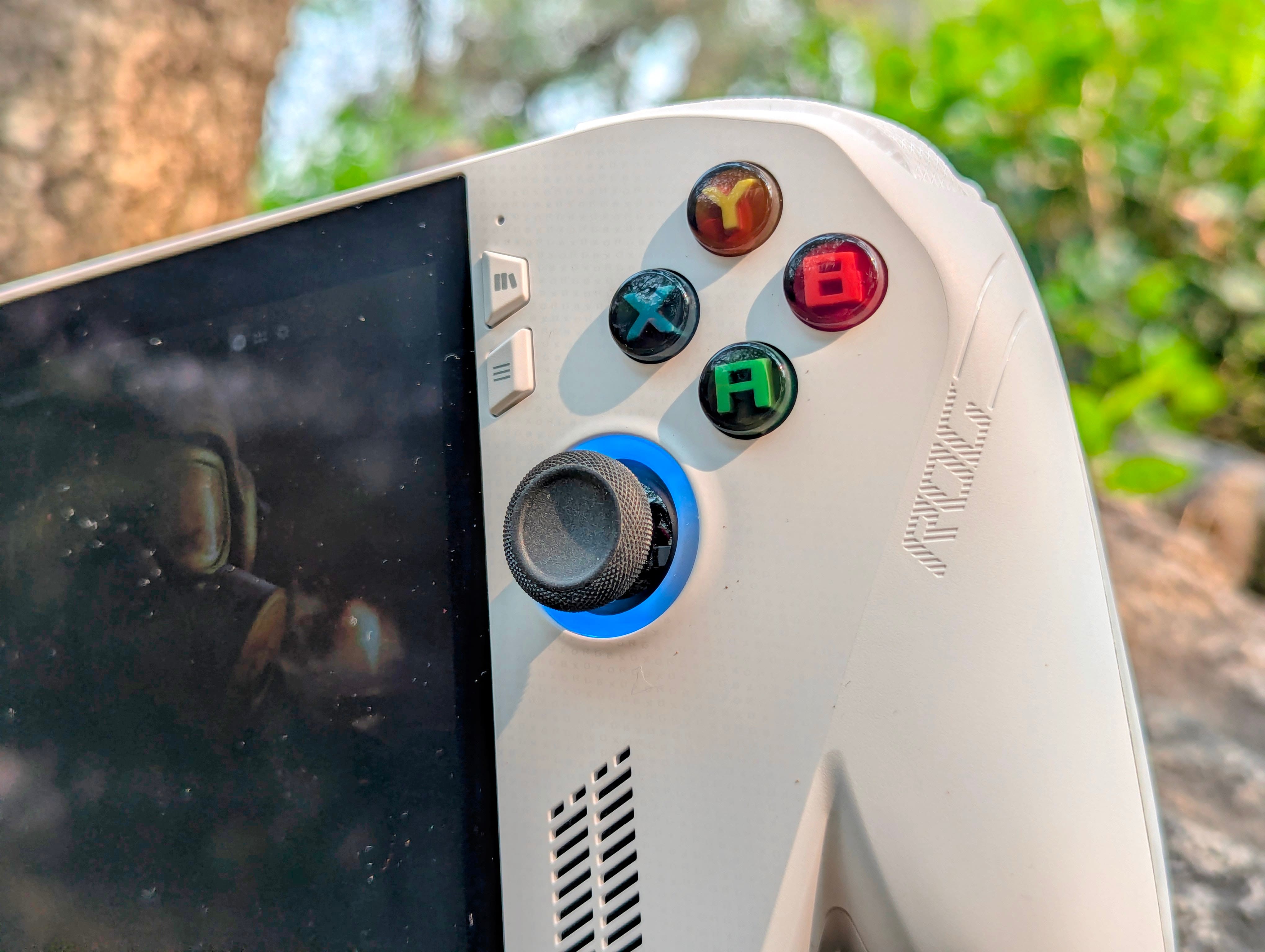 Gadgets Review | Asus ROG Xbox Ally: A Handsome Handheld That Handles Everything… Except High Settings