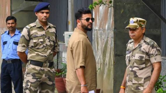 ਸੁਰੇਸ਼ ਰੈਨਾ ਸਣੇ 2 ਭਾਰਤੀ ਕ੍ਰਿਕਟਰਾਂ ‘ਤੇ ED ਦੀ ਕਾਰਵਾਈ, 11 ਕਰੋੜ ਦੀ ਜਾਇਦਾਦ ਜਬਤ; ਜਾਣੋ ਪੂਰਾ ਮਾਮਲਾ