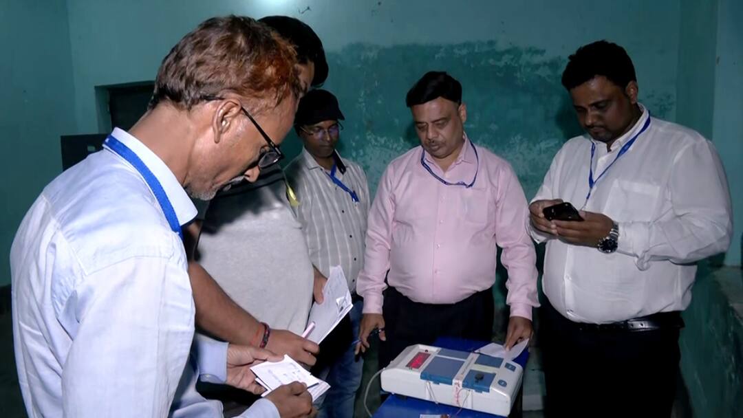 Bihar Election 2025 Phase 1 Voting No votes cast at polling booth in Patna Fatuha assembly constituency ann बिहार चुनाव: पटना के इस पोलिंग बूथ पर नहीं पड़ा एक भी वोट, जानें क्या है वजह?