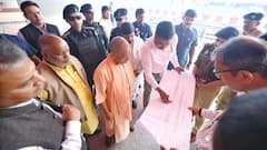 PM मोदी के कार्यक्रम से पहले CM योगी ने तैयारियों का लिया जायजा, 7 नवंबर को आएंगे प्रधानमंत्री