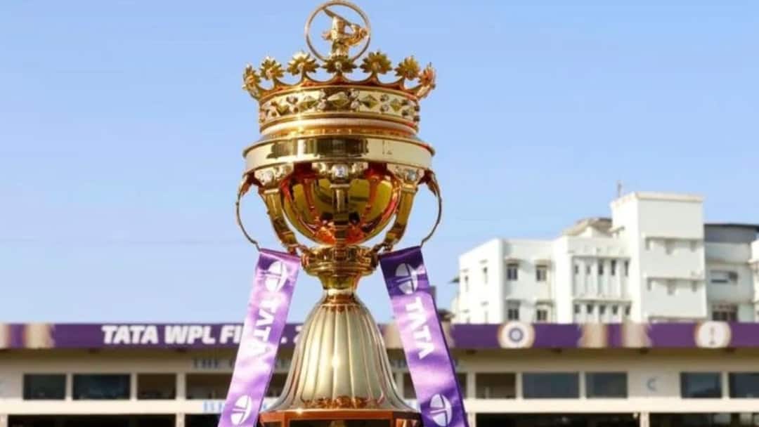 39 crore spent on 17 players retained list ahead wpl auction 2026 wpl 2026 retention list all teams mi rcb dc gujarat giants up warriorz 17 खिलाड़ियों पर लुटाए 39 करोड़, ऑक्शन से पहले किस टीम ने कितने खिलाड़ी रिटेन किए? देखें सबका हाल