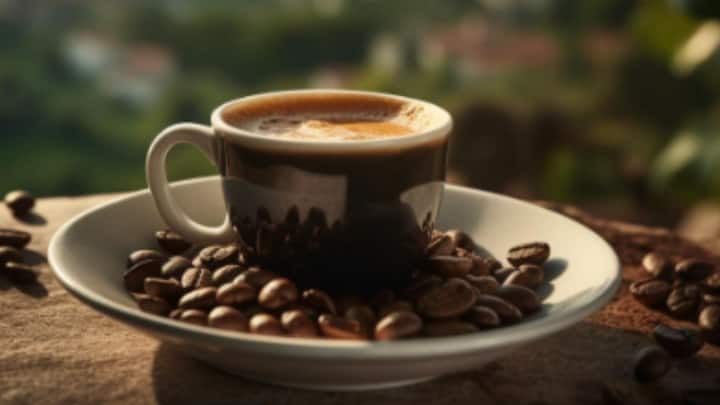 ব্রায়ান বলেন, “সিস্টেমে ক্যাফিন থাকলে ঘুম নষ্ট হতে পারে। এখনও যদি বোঝাতে না পেরে থাকি, সুস্বাস্থ্যের জন্য ঘুম সবচেয়ে জরুরি।”