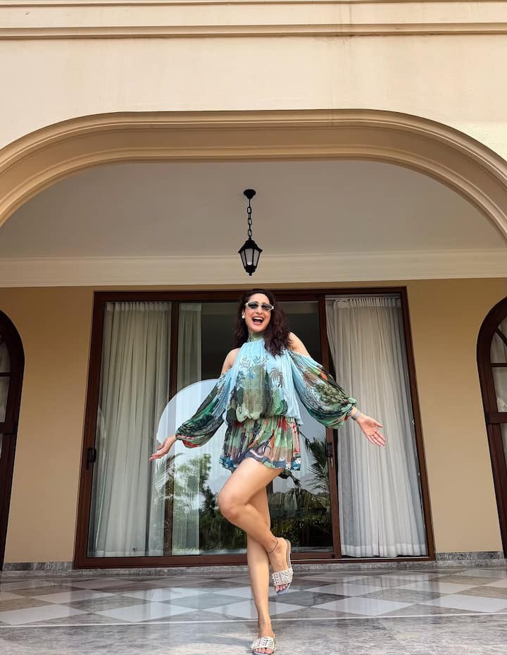 प्रज्ञा जायसवाल ने अपने अभिनय की शुरुआत तमिल फिल्म विरत्तु से की, जो 2014 में रिलीज़ हुई थी।